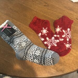 CuddlDuds gray socks plus brand new  pair of red fuzzy socks